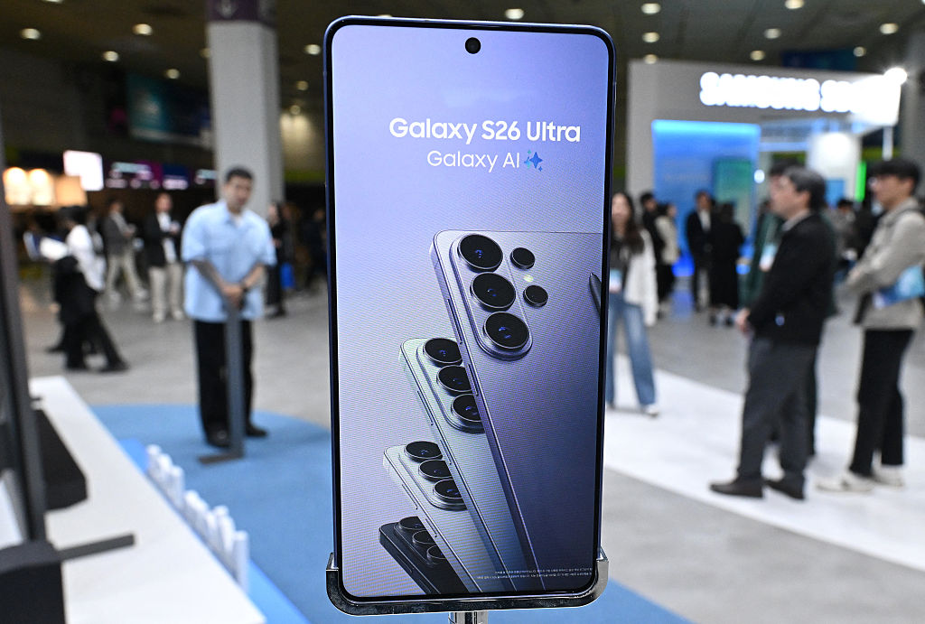 三星智能手機Galaxy S26 Ultra於2026年世界IT展亮相。(Jung Yeon-je/AFP via Getty Images)